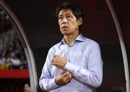 Thất bại ở Sea Games, Nishino vẫn nhận được quà từ LĐBĐ Thái Lan 1 HLV Nishino vẫn được LĐBĐ Thái Lan trọng dụng