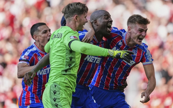 Jean Mateta ghi bàn duy nhất trong trận thắng 1-0 Fredrikstad